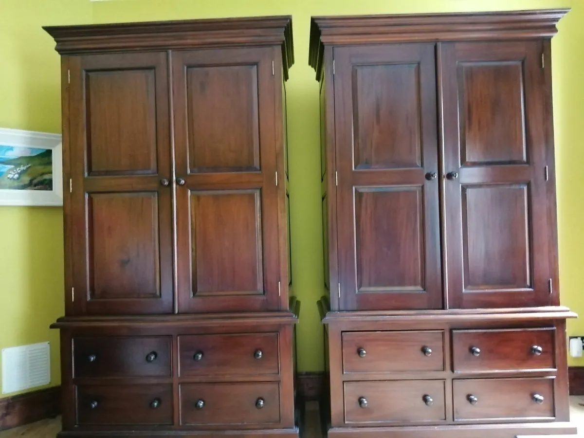 Wardrobes x 2 - Image 2