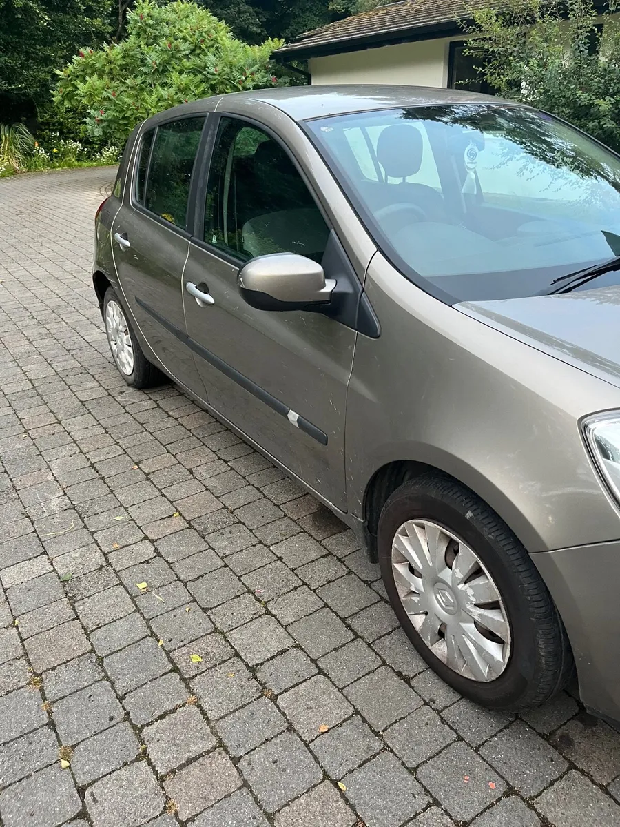 Renault Clio 2011 - Image 3