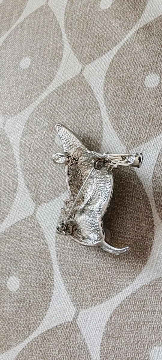 Retro brooch with sparkling rhinestones - Image 3