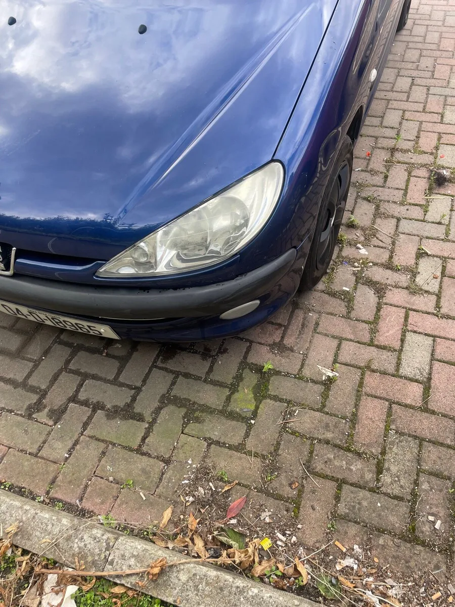 Car for sale - Image 2