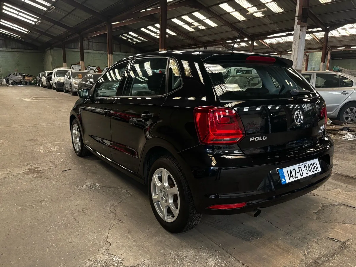 2014 POLO *LUXURY TRIM* - Image 4