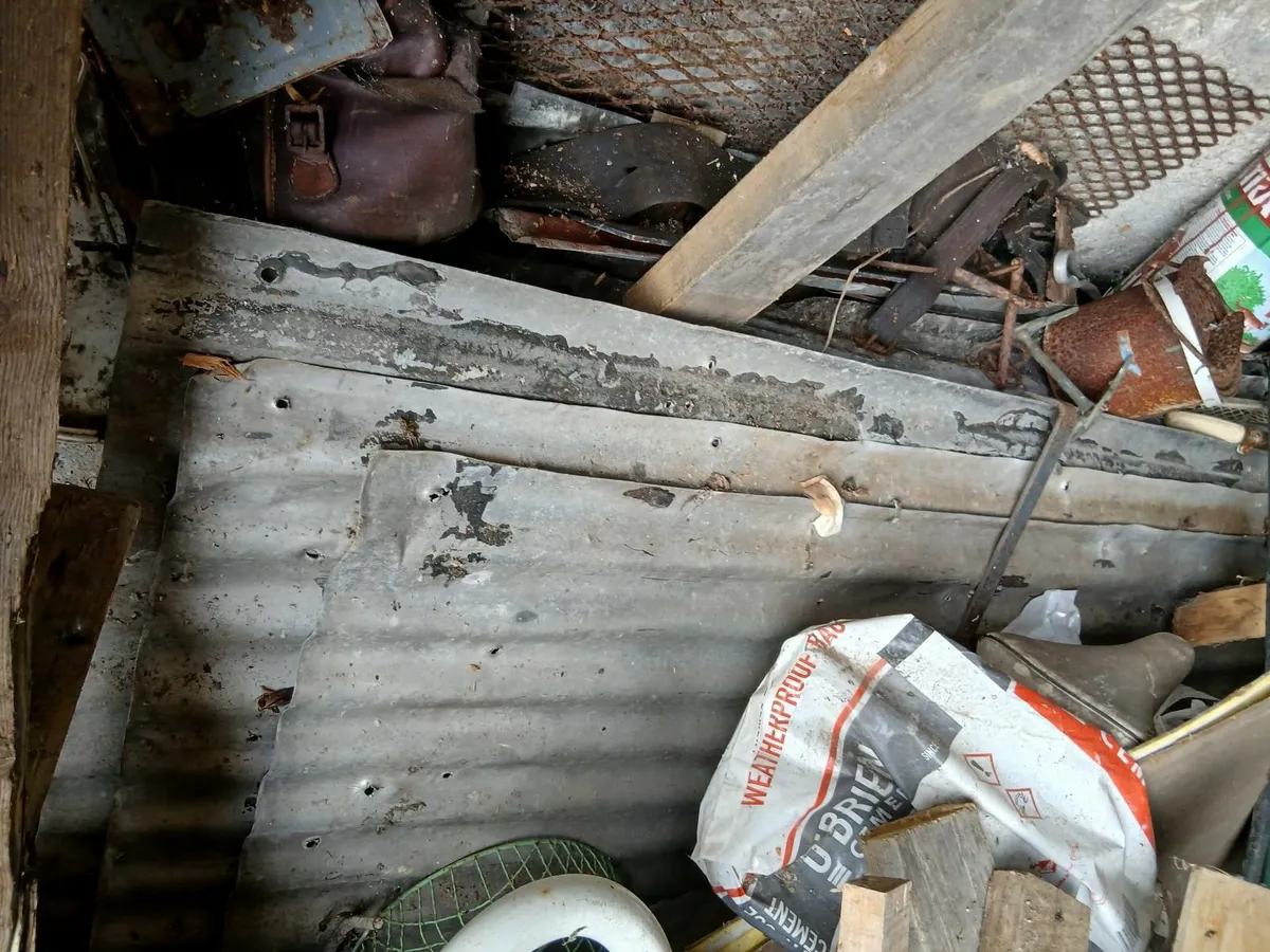 10 used  sheets of  large galvanised sheeting - Image 3