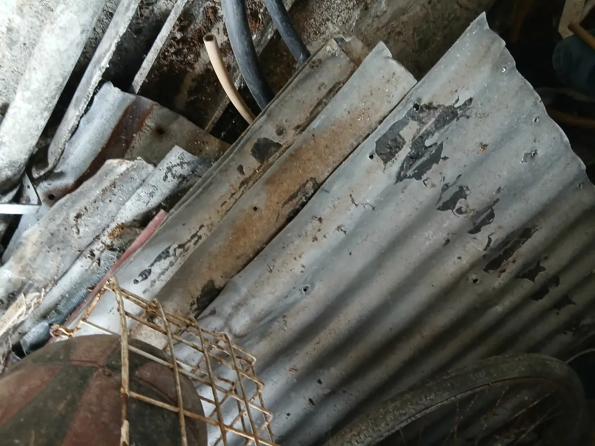 10 used  sheets of  large galvanised sheeting - Image 4