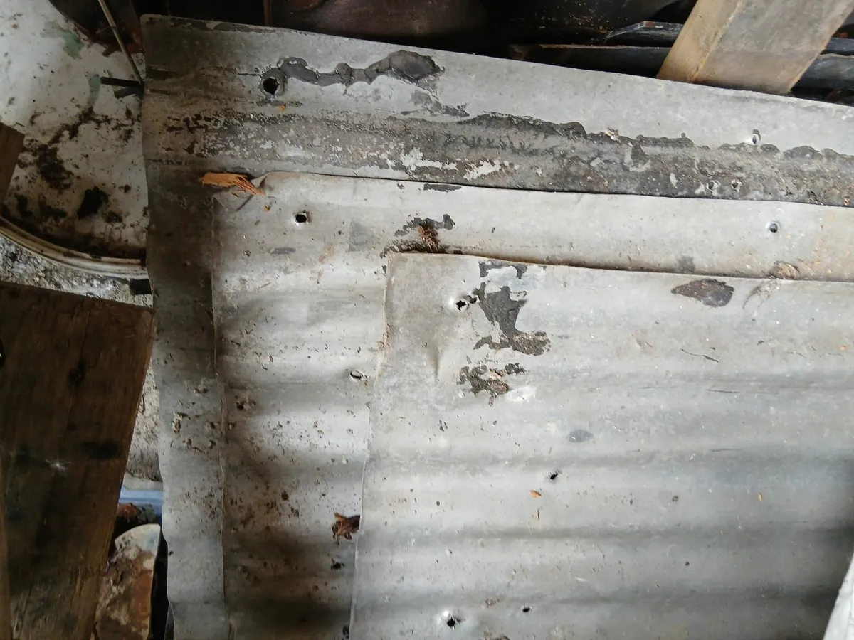 10 used  sheets of  large galvanised sheeting - Image 1