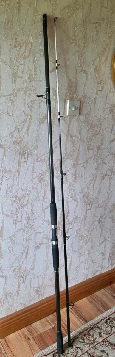 12 ft Shakespeare Tidewater Fishing Rod - Image 3