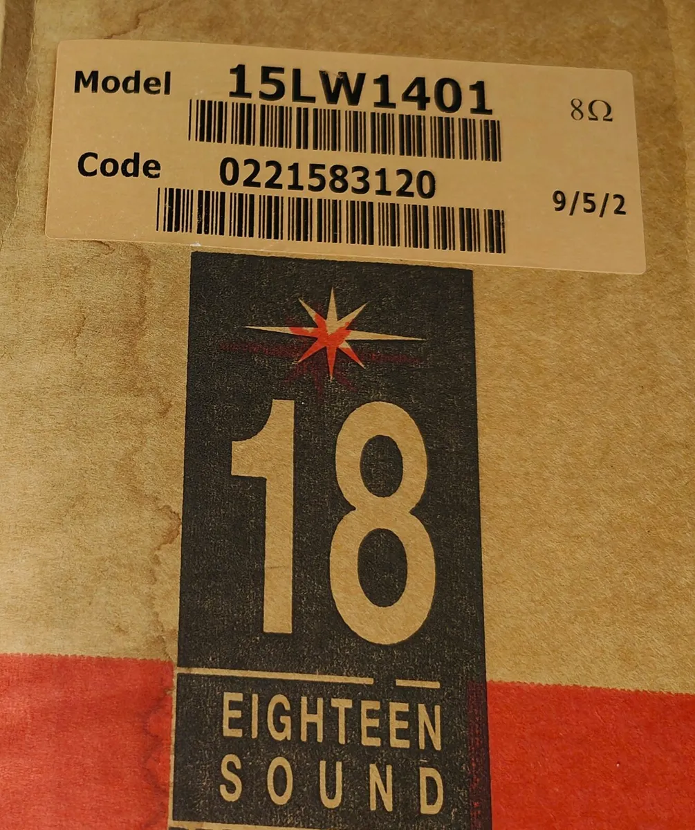 Eighteensound 15lw1401