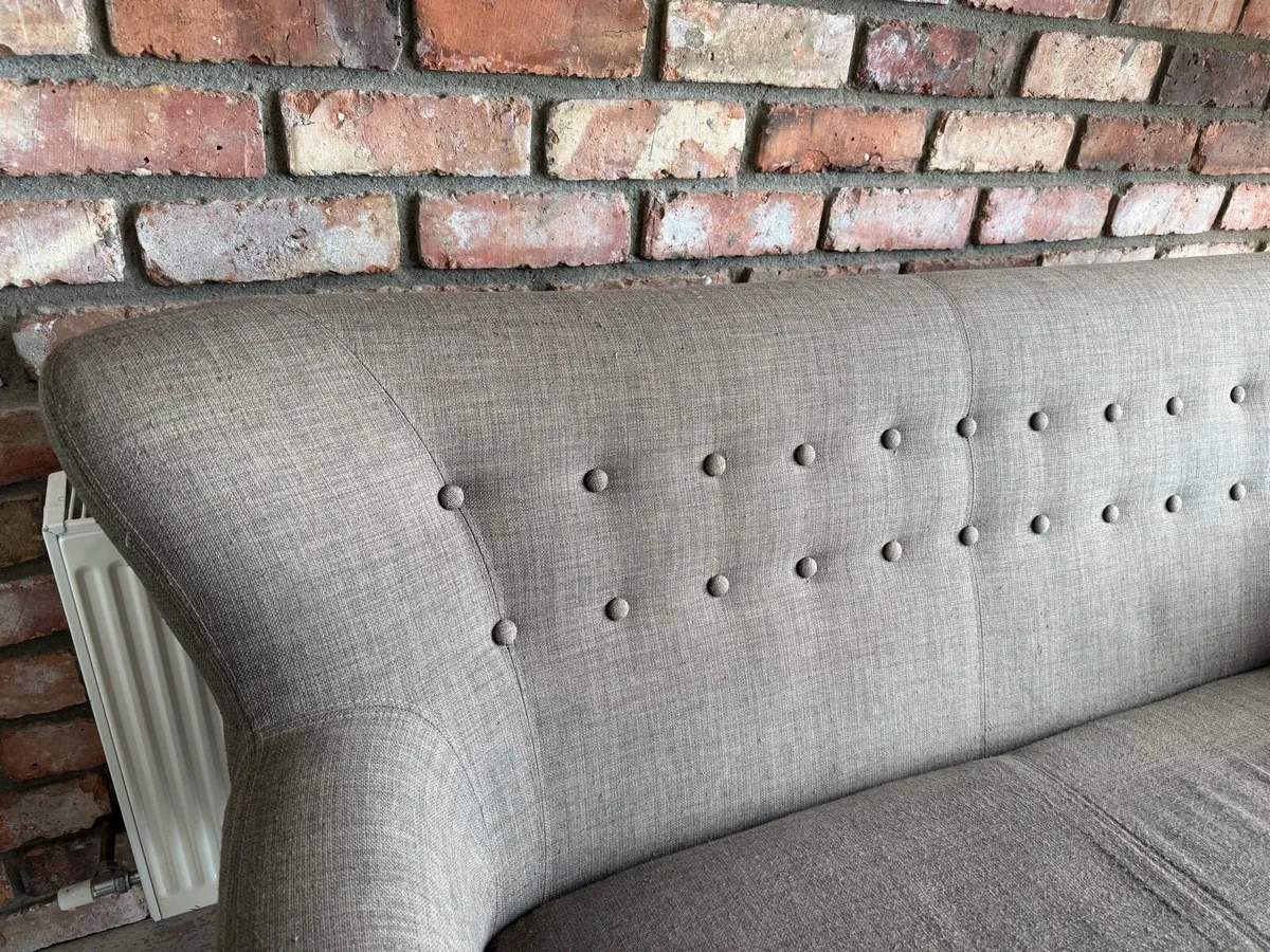 Couch - Image 2
