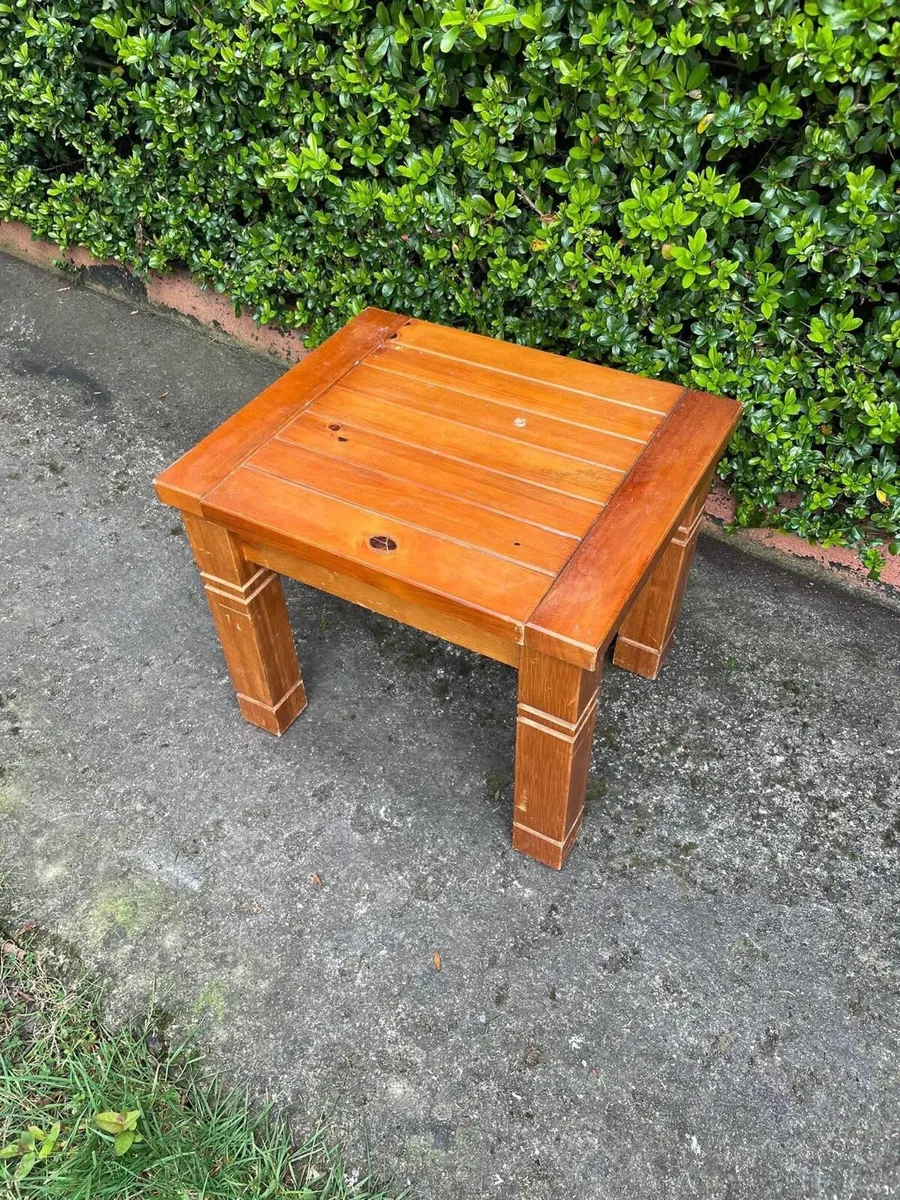 Side table pine €30 - Image 1