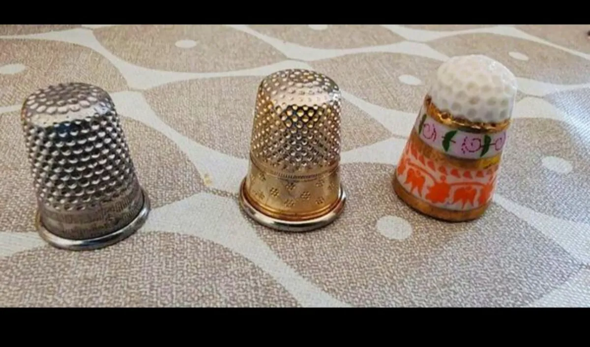 3 Vintage Thimbles - Image 2