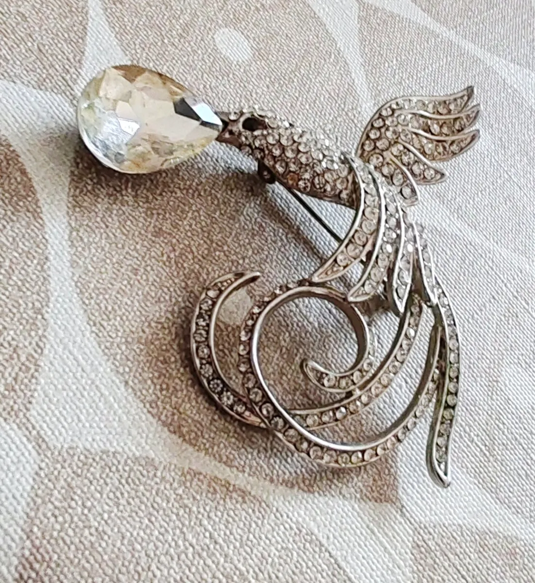 Retro bird brooch - Image 3