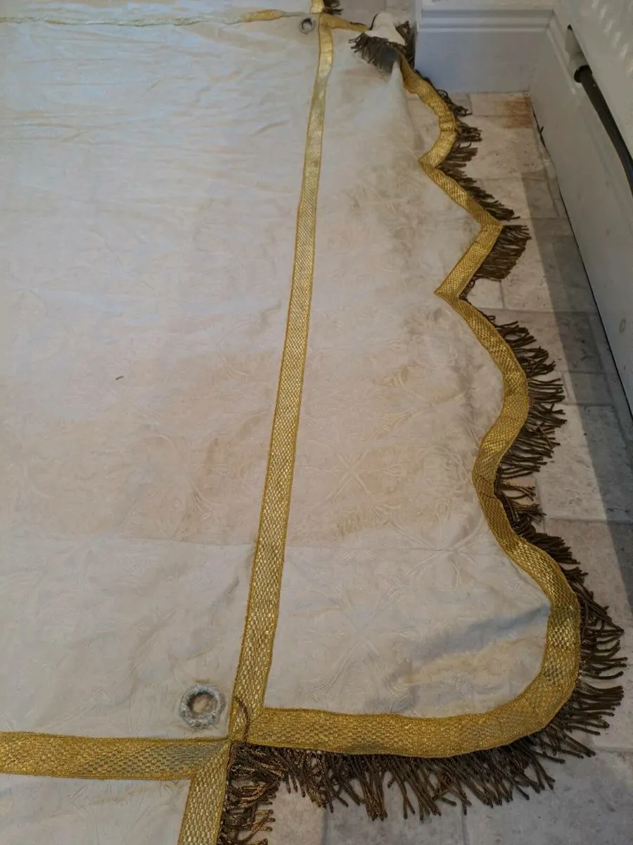 Vintage alter cloth - Image 2