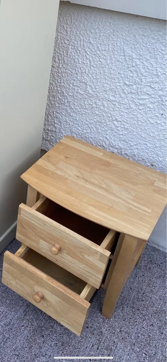 Locker for sale heavy wood made 2 drawers - Image 2