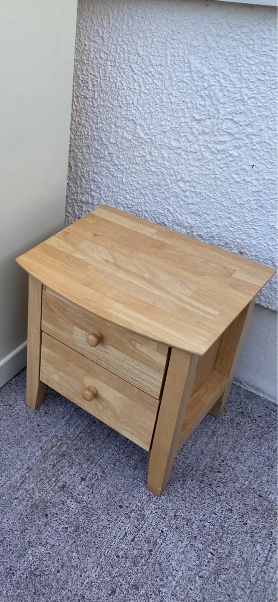 Locker for sale heavy wood made 2 drawers - Image 4