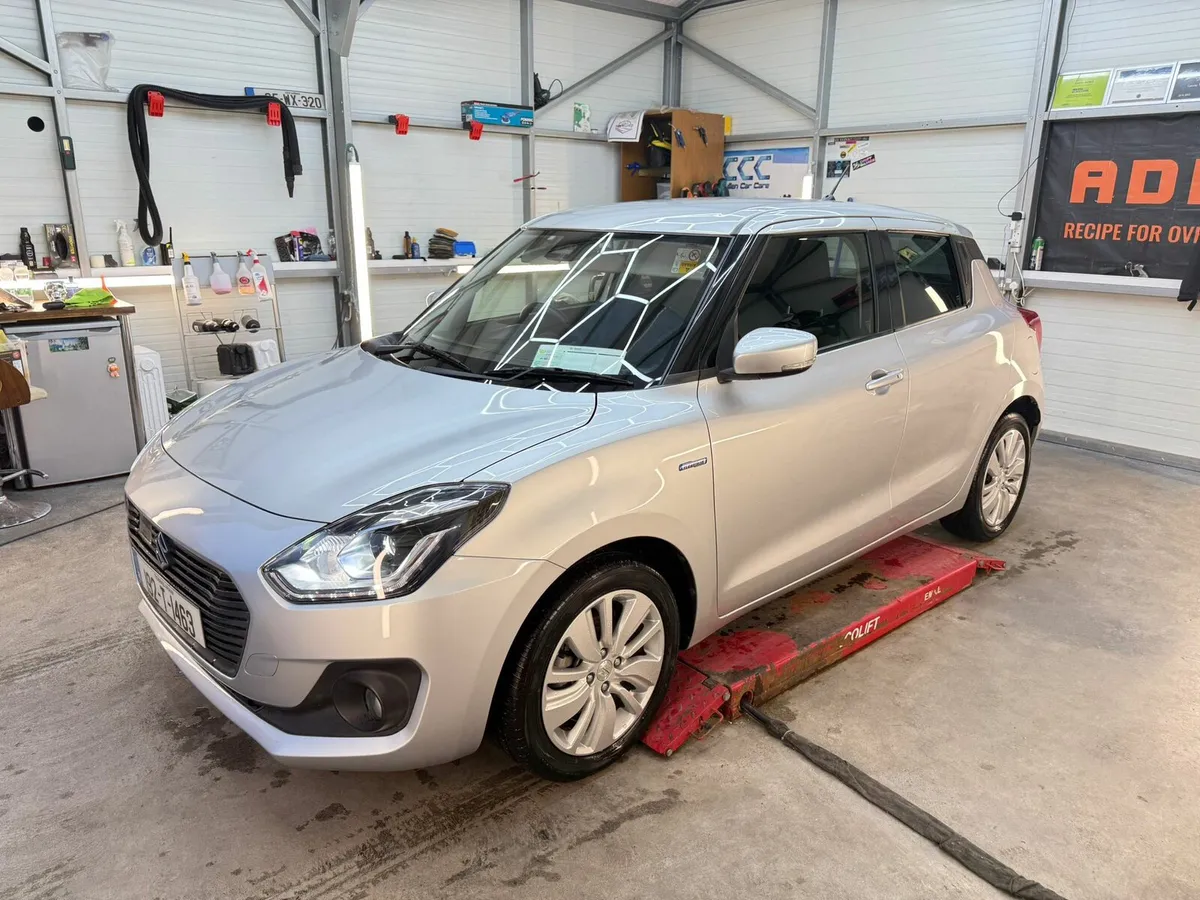Car - Image 3