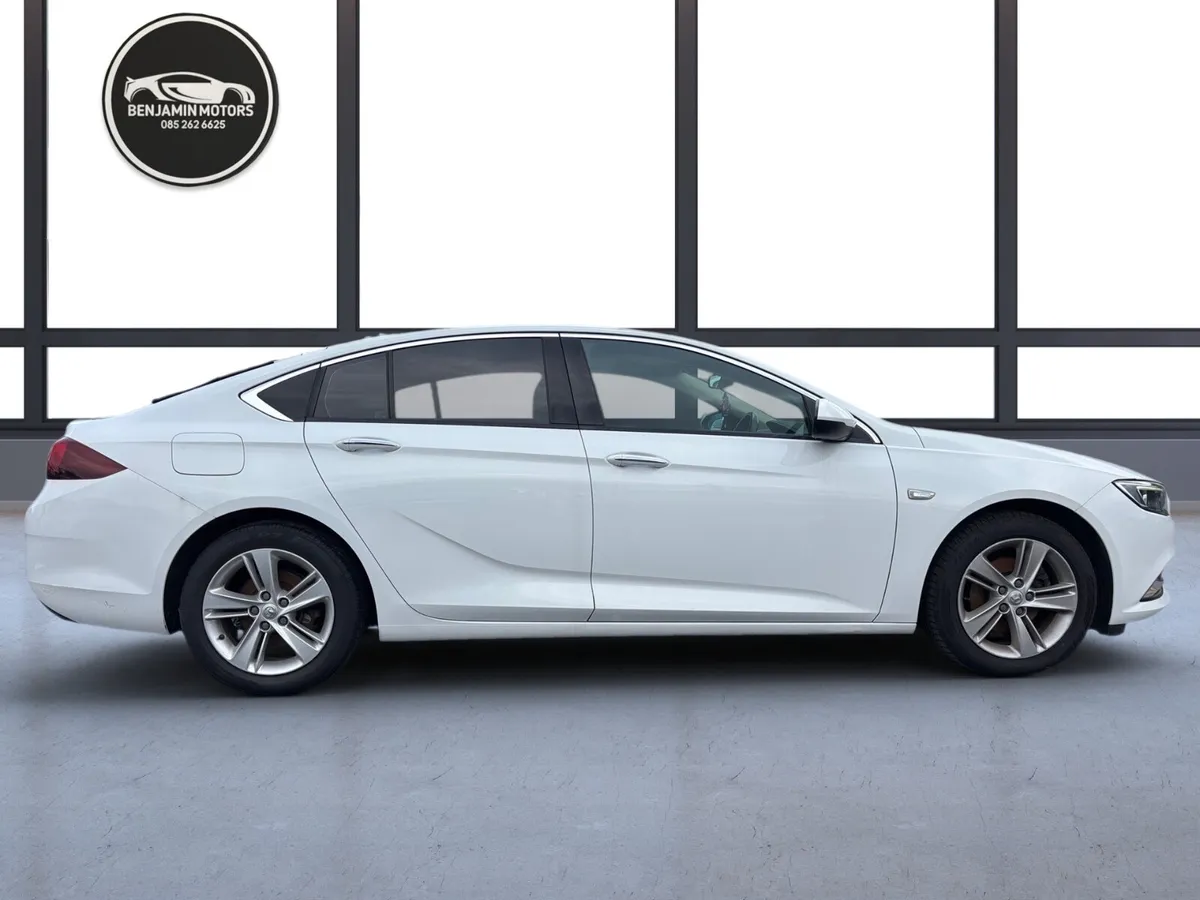 Opel Insignia 2018 Nct & Tax High Specs Finance Av - Image 4