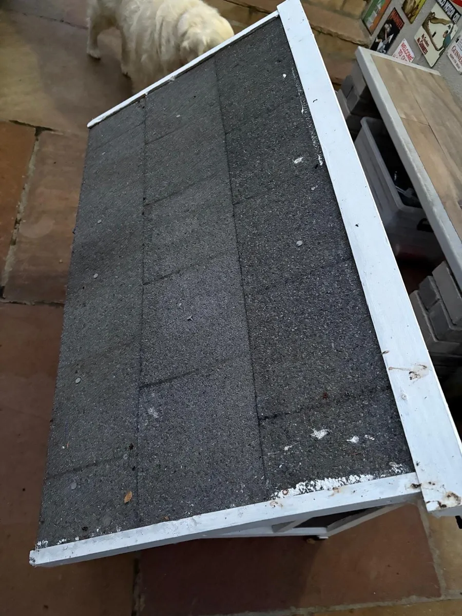 Dog kennel for sale - Image 2