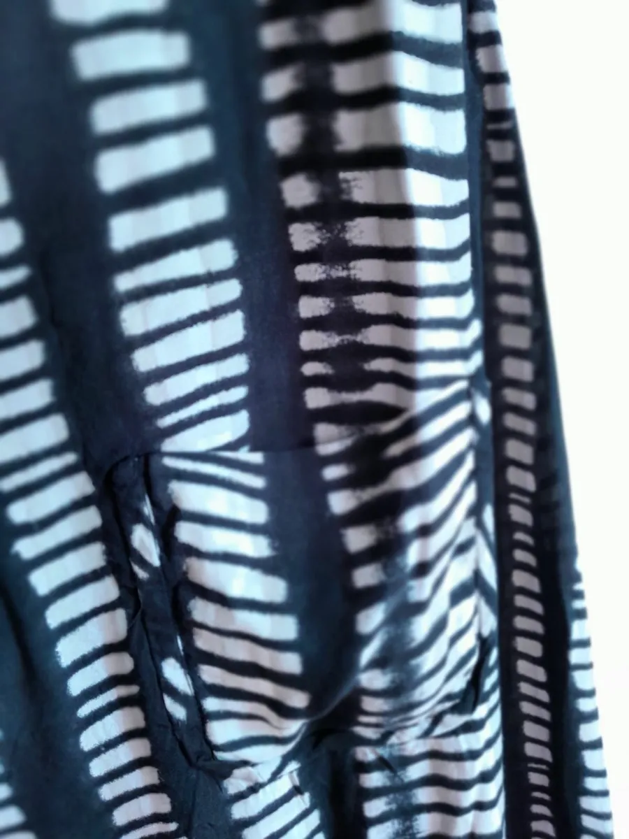 Black and White Masia Tunic - Image 2