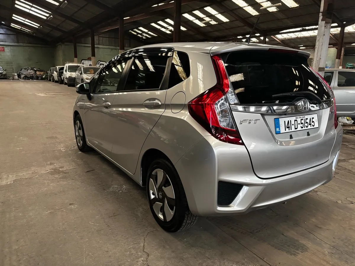 Honda Fit 2014 *HIGH SPEC* HALF LEATHER - Image 4
