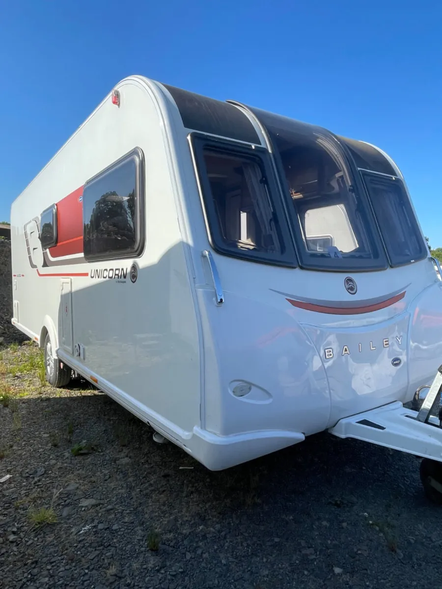 ☀️ 2016 Bailey Unicorn fixed bed Caravan ☀️ - Image 2