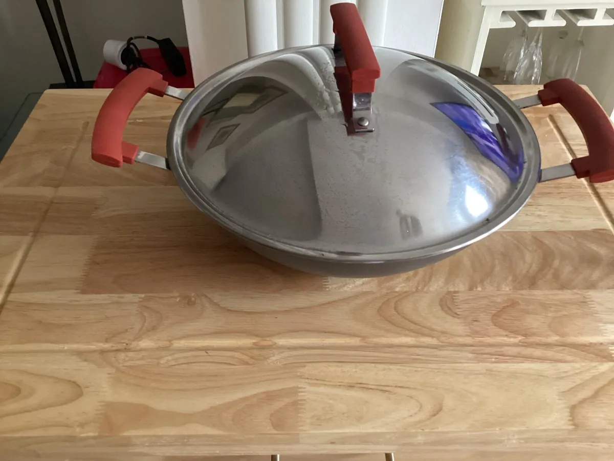 Wok - Image 2