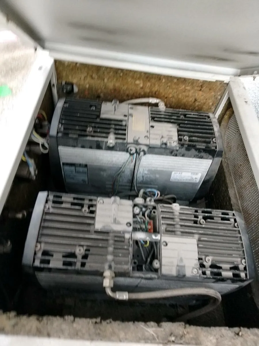 Air compressor - Image 2