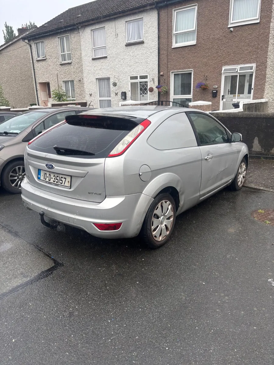 2010 Ford Focus van - Image 4