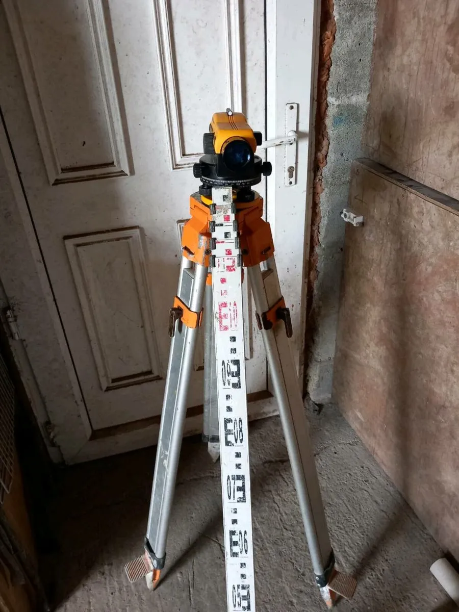 Dumpy level - Image 3
