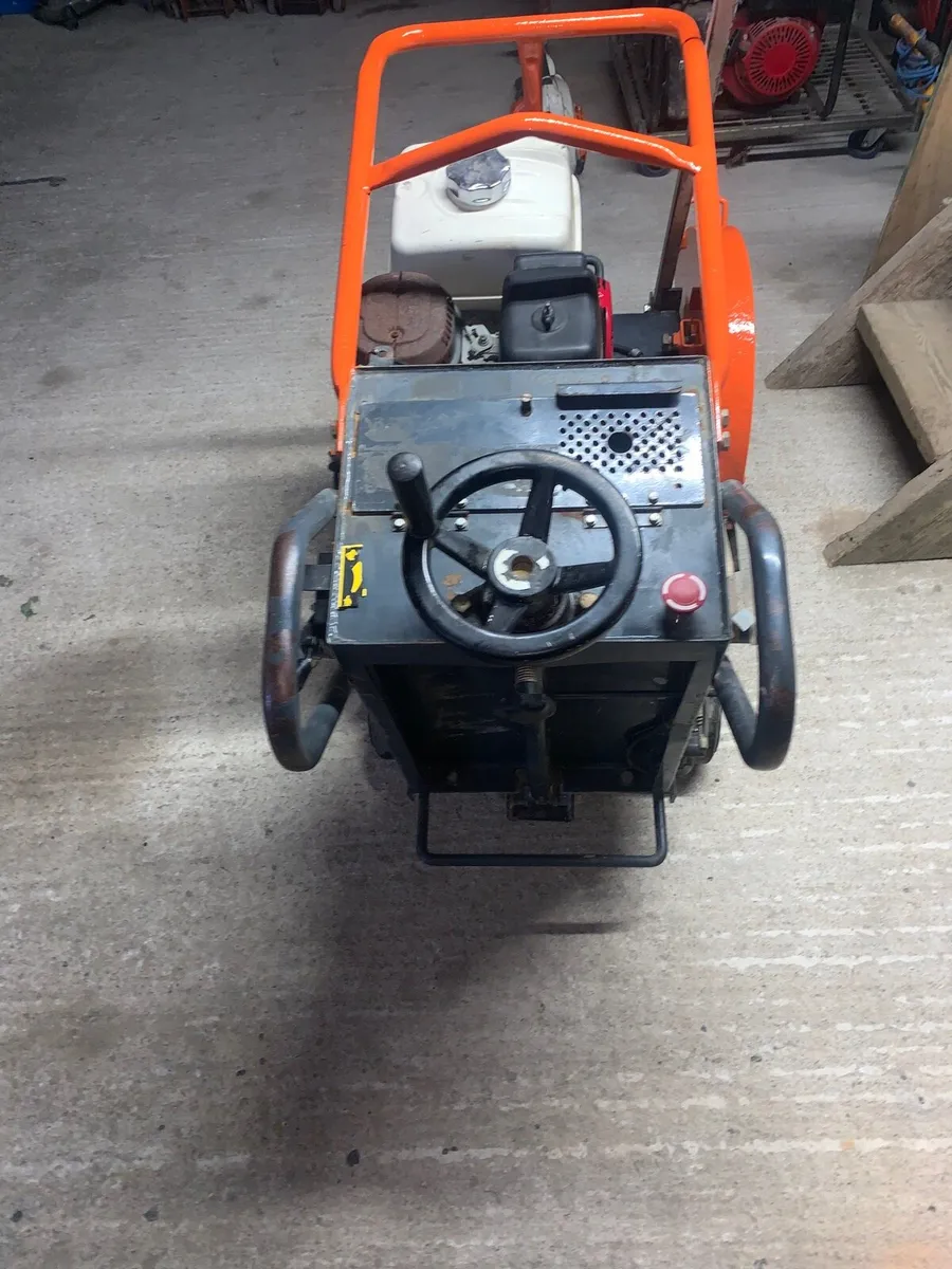 Altrad ranger 450 floor saw/Road saw - Image 2