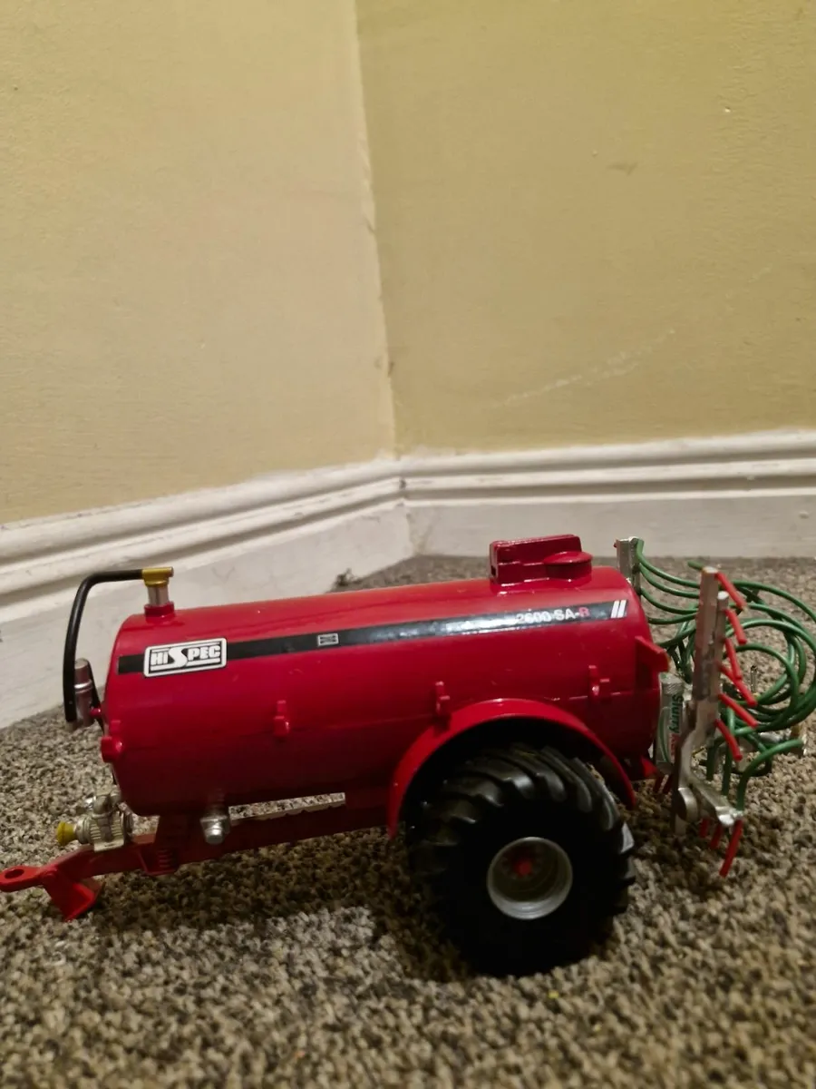 Toy model farm machinery - Image 3