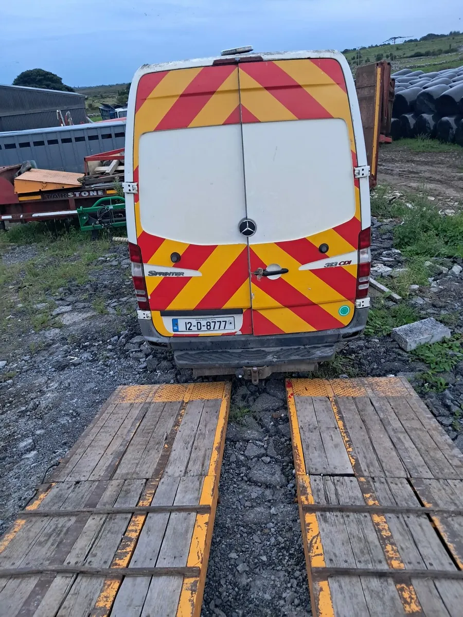 Mercedes Sprinter Van - Image 2