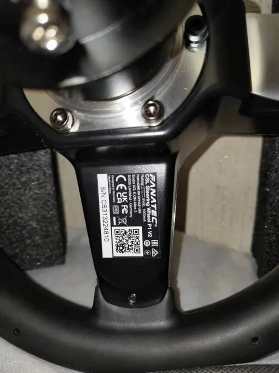 Fanatec CSL Gaming Wheel P1 V2 Carbon - Image 3