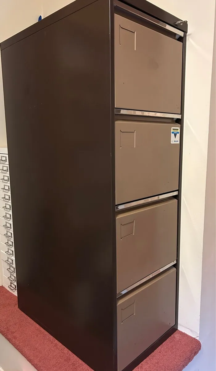 4 Drawer Filing Cabinet - Image 1