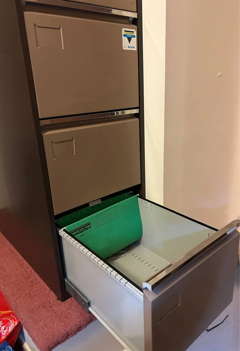4 Drawer Filing Cabinet - Image 2