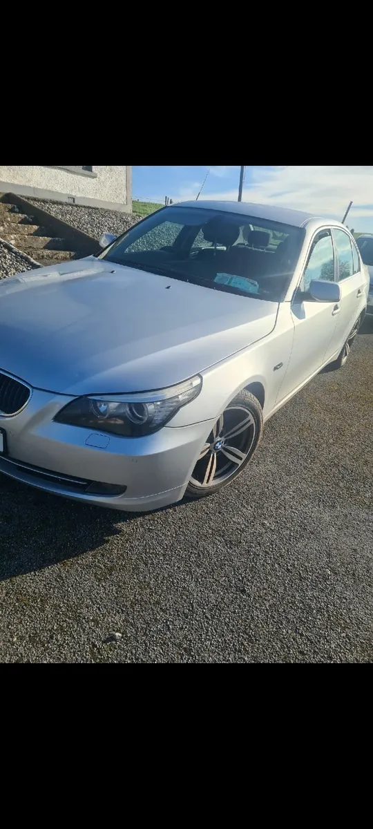 BMW 5-Series 2008 automatic - Image 2