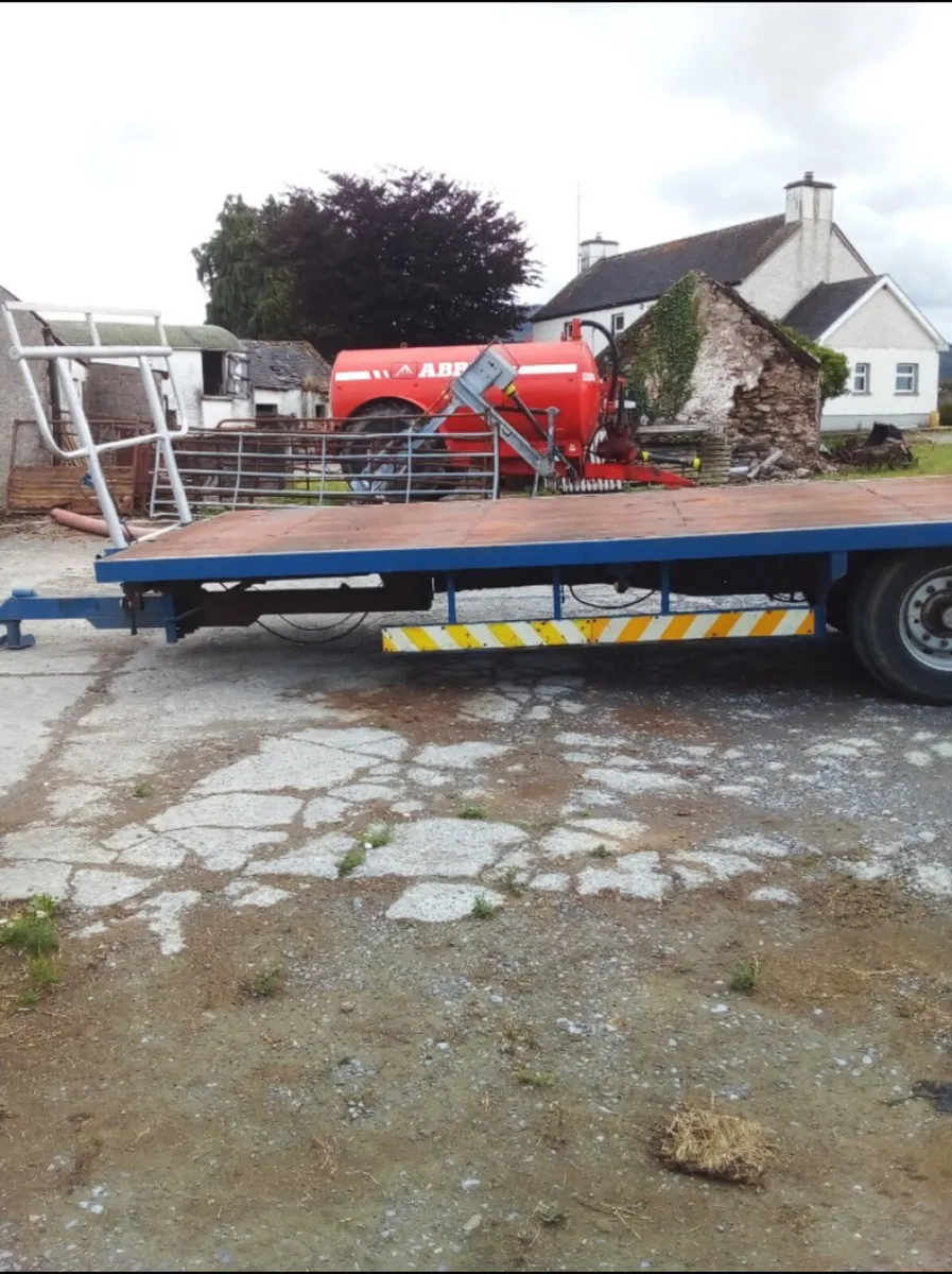 Bale trailer - Image 4