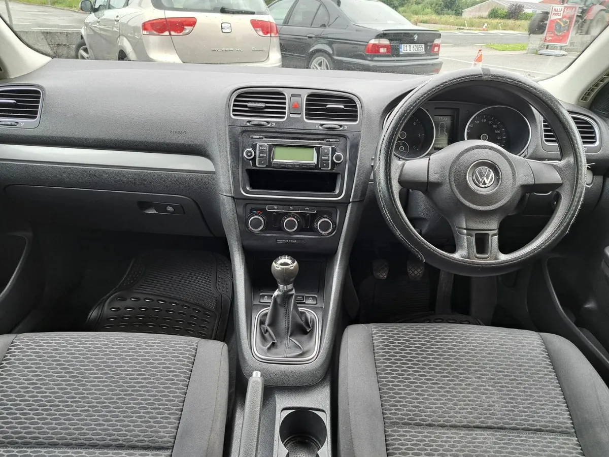 Vw Golf 2011 1.6 Tdi Estate V. Clean New Nct 10/26 - Image 4