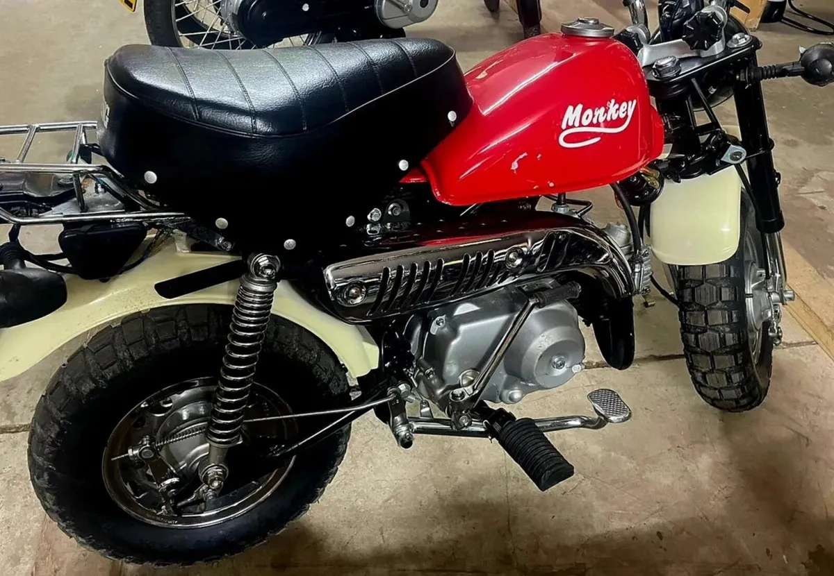 ⭐️ ❌ RARE MONKEY BIKES 50CC 4STROKE - Image 4