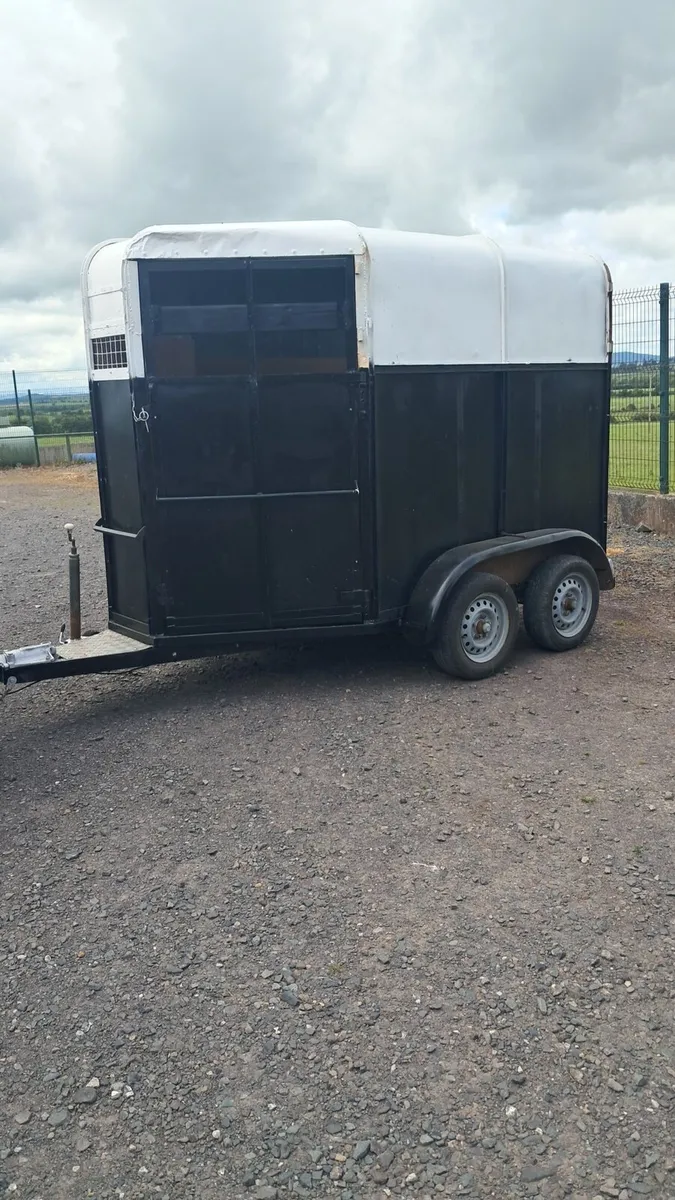 Horse box - Image 3