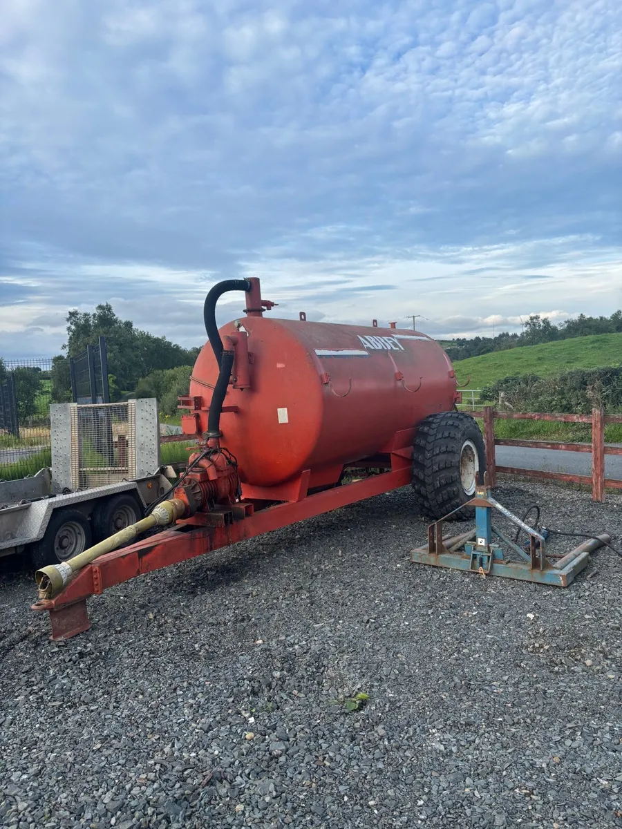 Slurry tanker - Image 2