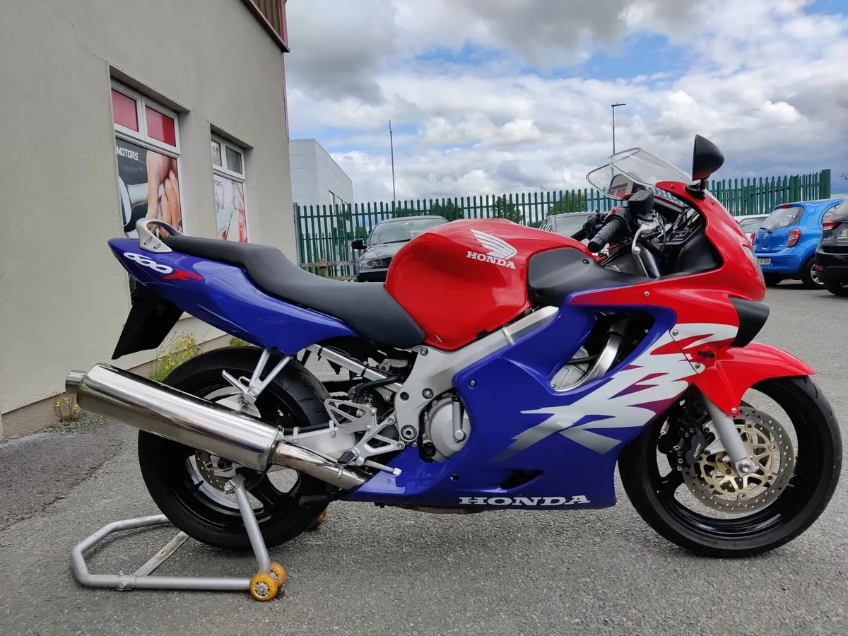 HONDA CBR 600 F4 Low Kilometers  Perfect Cond. - Image 1