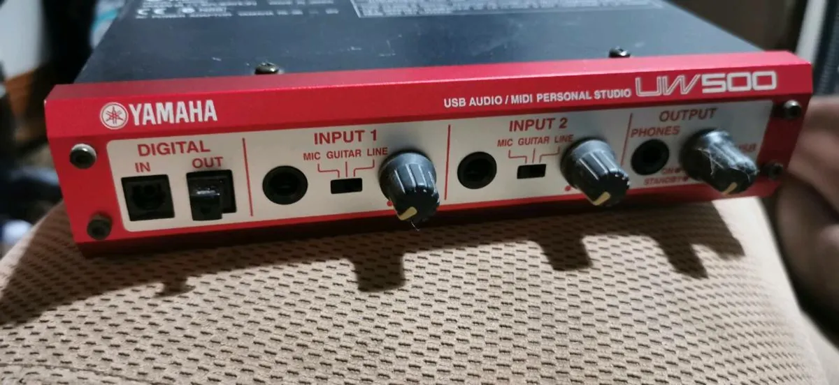 Yamaha UW500 MIDI personal studio - Image 1
