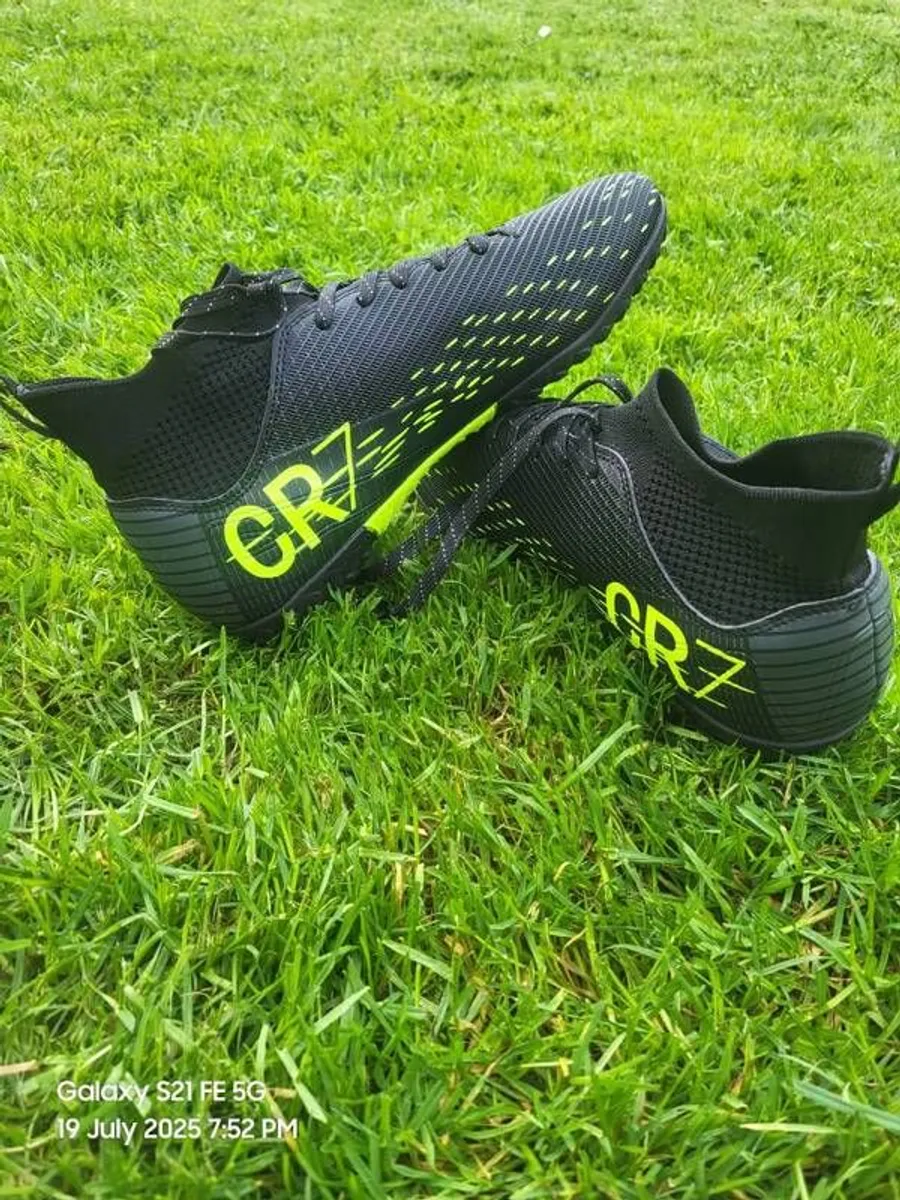 football  boots - Image 1