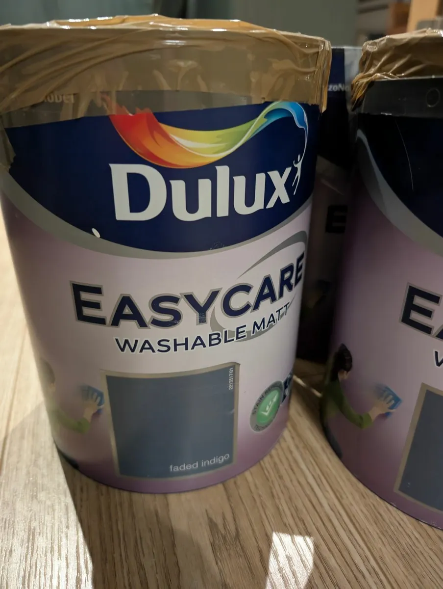 Dulux easycare faded indigo: 3x5L (unopened) - Image 1