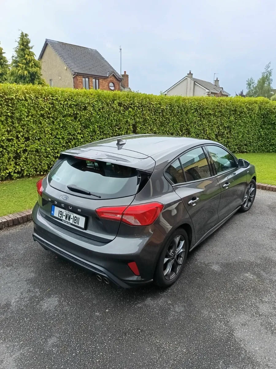 Ford Focus ST Line 1.0 Petrol - Image 3