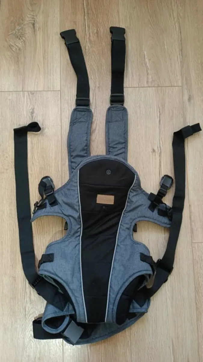 Baby Carrier as new. - Image 2