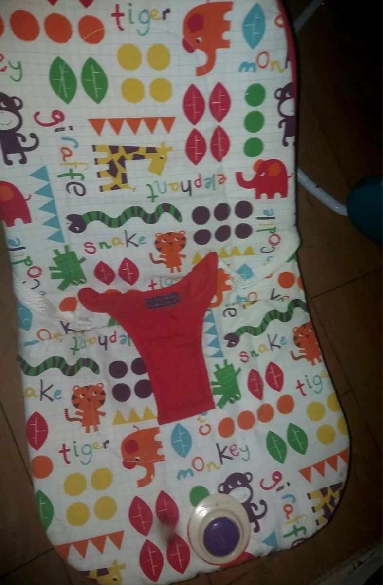 Mamas and papas vibrating bouncer - Image 2