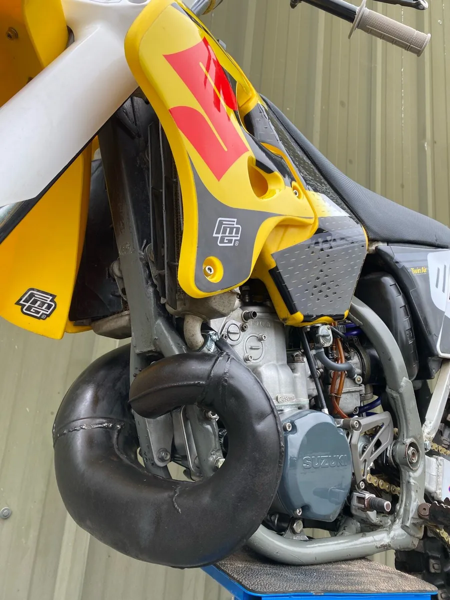 Suzuki Rm 250 2 Stroke * Engine Rebuild* - Image 4