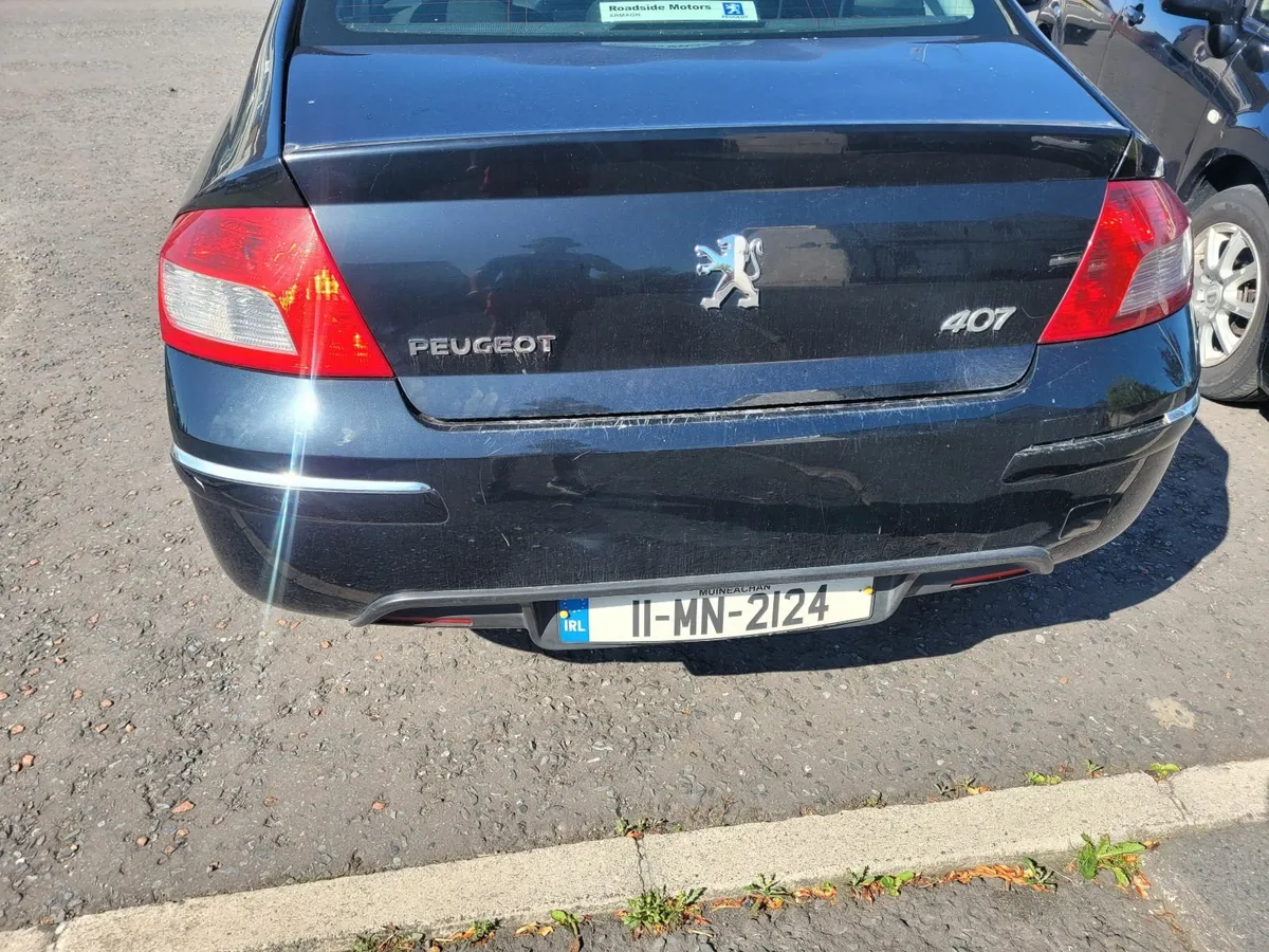 Peugeot 407 2011 - Image 2