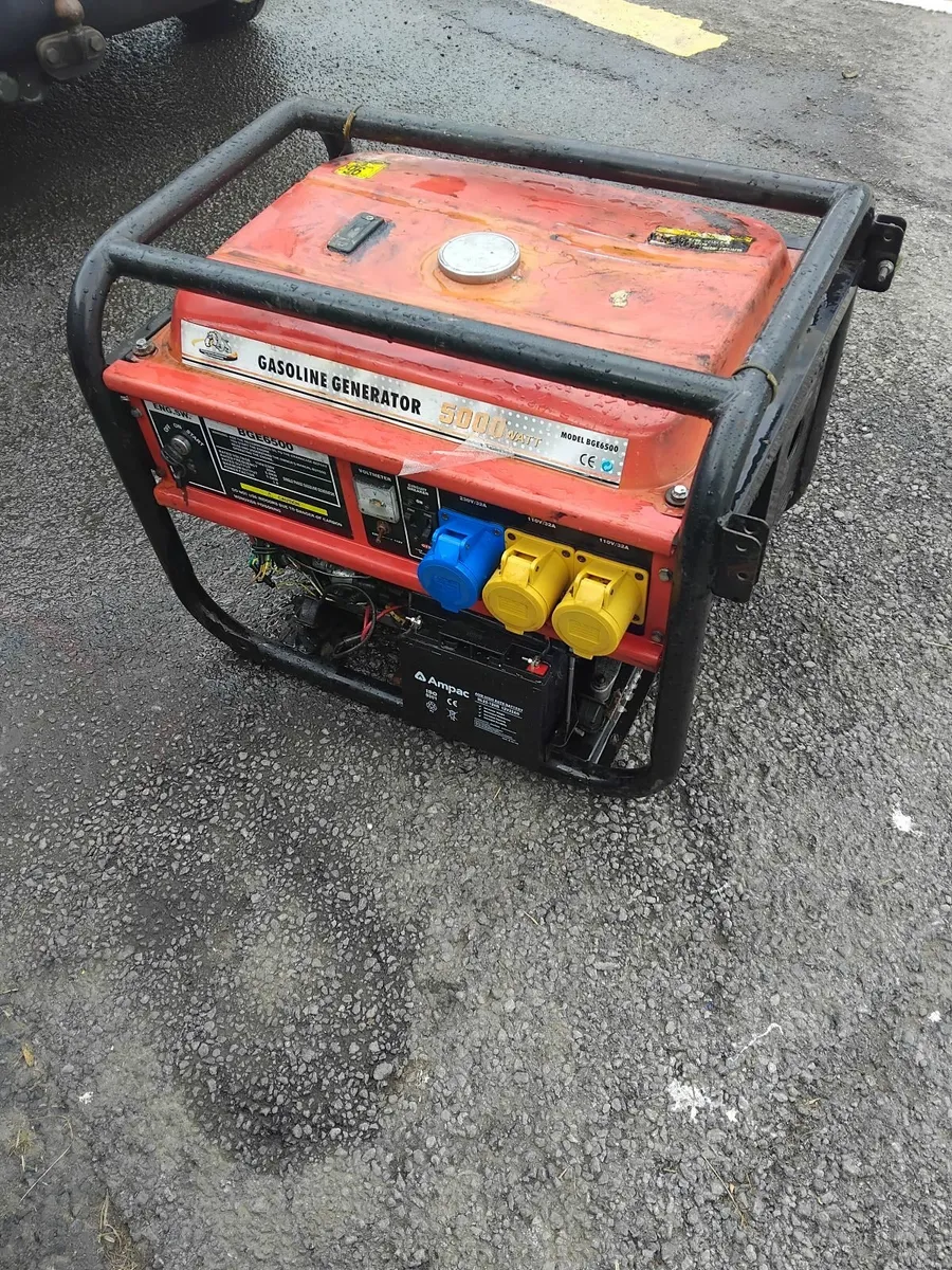 Big gasoline generator 5000 watt key start - Image 4