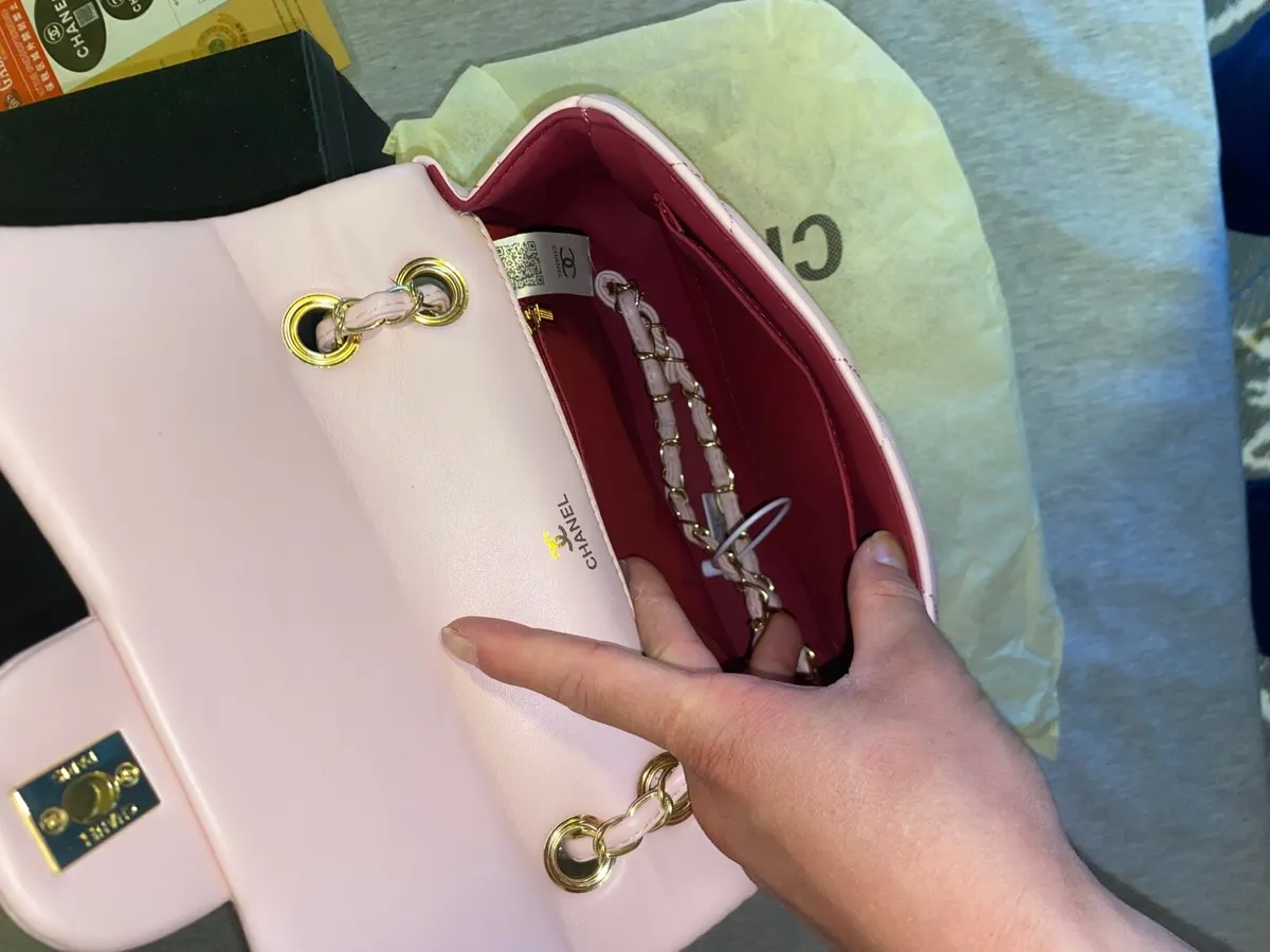 Chanel handbag - Image 4